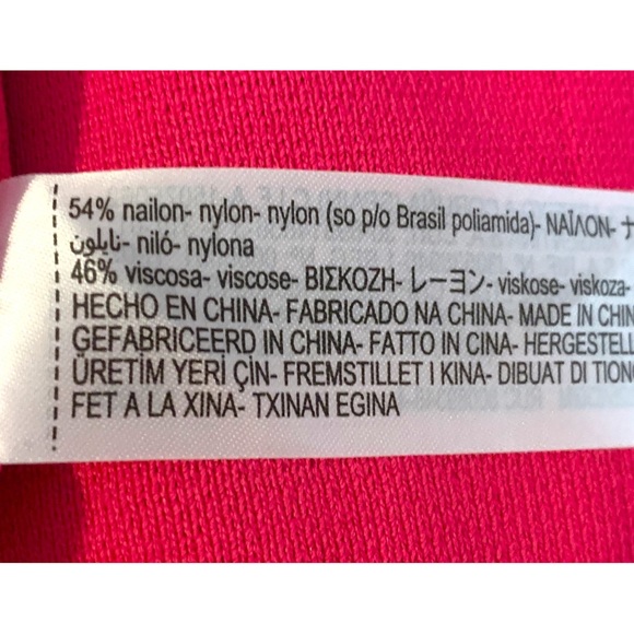 ZARA MAGENTA PINK V-NECK FITTED CROPPED CARDIGAN. WOMEN’S SIZE MEDIUM. - Picture 8 of 8